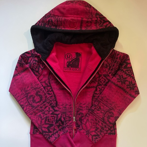 lululemon athletica Tops - Special Edition Snowflake Red Fair Isle Scuba